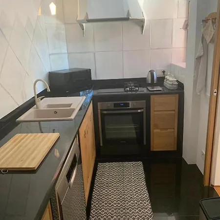 Francesca, Quite And Apartment San Pantaleo